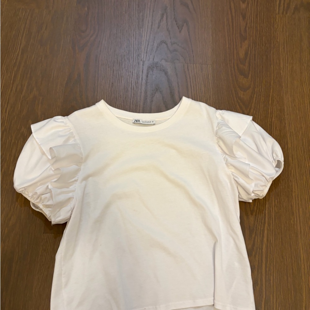 Zara White Puff Sleeve women’s Tee